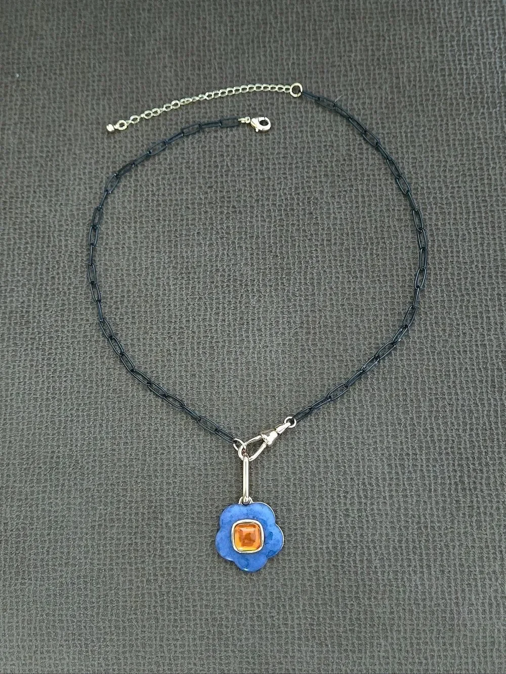 Blue💙 Flower🏵 Pendant Necklace on Black🖤 Paperclip📎 Chain⛓️ - NWOT